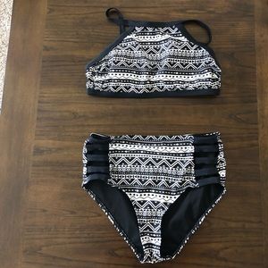 Swim top and bottom (not cheeky)